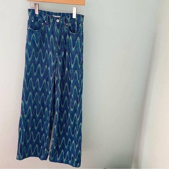 URBAN OUTFITTERS BDG HIGH & WIDE CORDUROY PANTS - BLUE MULTI WAVY LINE size 27 - Picture 2 of 12